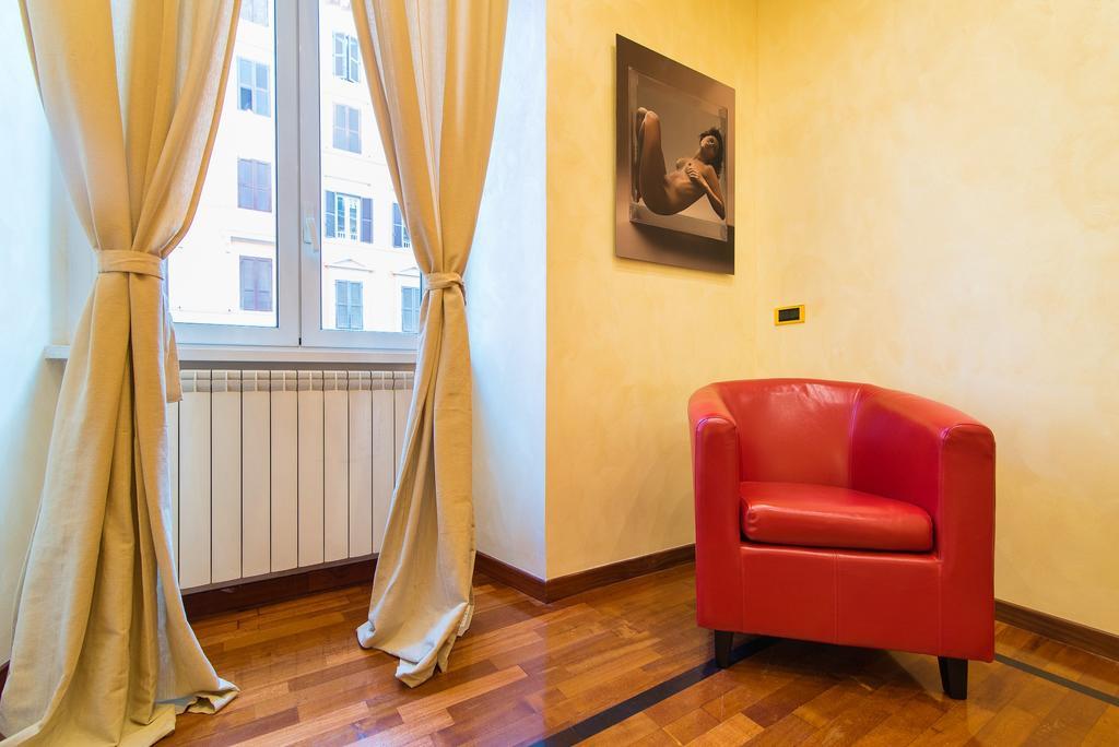 Arco Di Gallieno Acomodação com café da manhã 